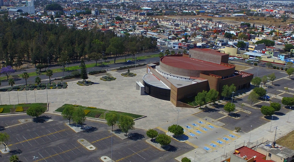 Renta de drones para avance de obra y documentación, contamos con equipo para levantamiento de imagen, fotografia y video aereo. Realizamos fotogrametria en méxico para ingenieria civil