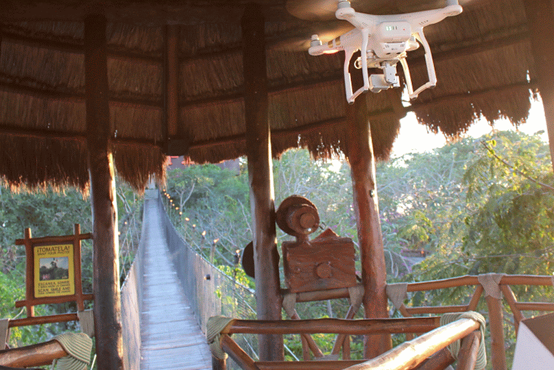 Estas buscando rentar un drone en Cancún. Conoce donde rentar un drone de la forma mas facil para filmacion de producciones audio visuales. En donde puedo rentar un drone para comerciales, peliculas y filmación aérea