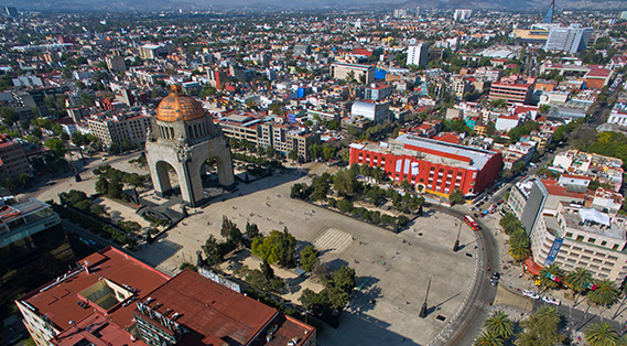 Piloto de drones profesional para peliculas y videos, renta de pilotos para drones en mexico, pilotos certificados para volar drones en mexico